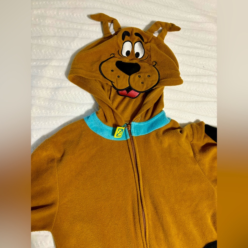 Scoobie Doo onesie (adult xs)